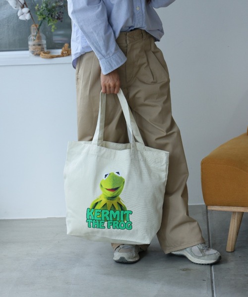 【新品】DESCENDANT キャンバストートバッグ DESCENDANT - 新品 DESCENDANT 白 キャンバス トートバッグ 鞄 カバン