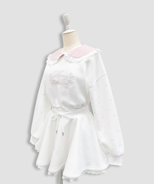 Honey Cinnamon（ハニーシナモン）の「袖ビジュー裏起毛スウェットワンピース（ワンピース・レディース・ホワイト/ブラック・FREE）」の14枚目の写真