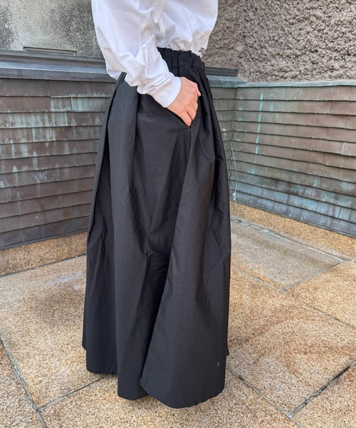 OLD BETTY'S（オールドベティーズ）の「【日本製】オールドベティーズ 【OLD BETTY’S】Volume Easy Long Skirt（スカート・レディース・ブラック/オリーブ・FREE）」の5枚目の写真