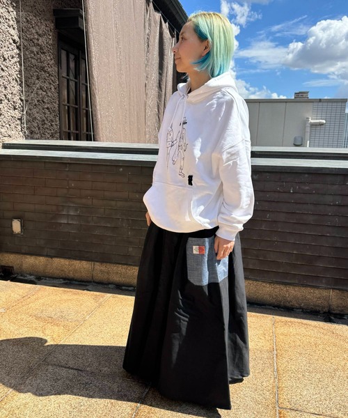 OLD BETTY'S（オールドベティーズ）の「【日本製】オールドベティーズ 【OLD BETTY’S】Volume Easy Long Skirt（スカート・レディース・ブラック/オリーブ・FREE）」の7枚目の写真