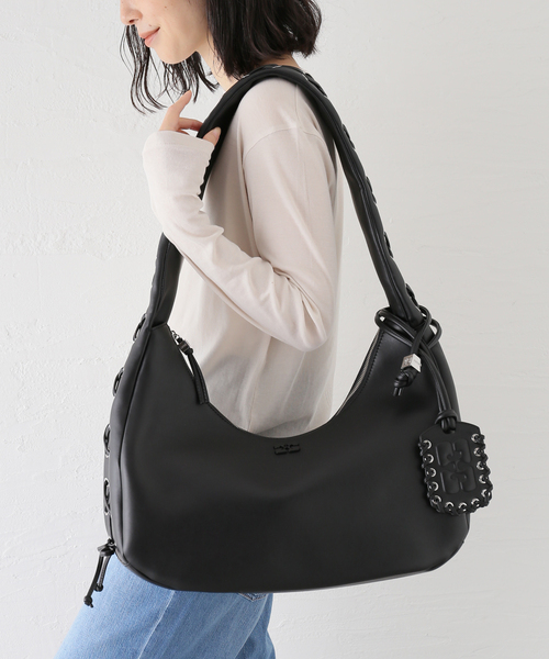 GANNI(ガニー)の「GANNI / ガニー Hobo Medium Laces(ショルダーバッグ・レディース・ブラック・FREE)」の13枚目の写真