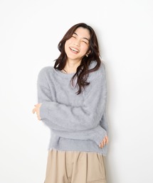 Idnes ふわふわ愛されフェザーヤーンニット
