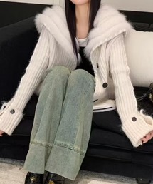 ステッチ使いファー付きニットカーデ