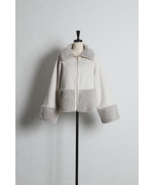 tocco closet（トッコ　クローゼット）の「シャギーファー切り替えフェイクムートンショートコート（ムートンコート・レディース・アイボリー/グレー・M）」の18枚目の写真