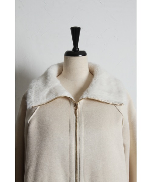 tocco closet（トッコ　クローゼット）の「シャギーファー切り替えフェイクムートンショートコート（ムートンコート・レディース・アイボリー/グレー・M）」の22枚目の写真