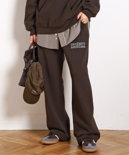 AMERICANA(アメリカーナ)の「【AMERICANA/アメリカーナ】別注UNIVERSITY AME SWEAT PANTS(スウェットパンツ・レディース・ブラウン・36/38)」の1枚目の写真