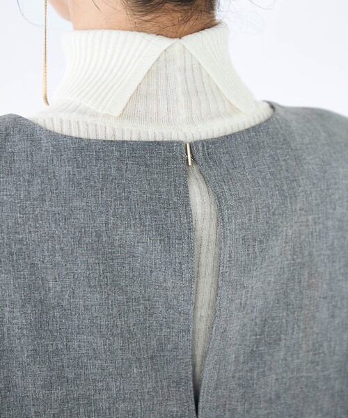 NOLLEY’S（ノーリーズ）の「ウォッシャブルVネックサロペット（つなぎ/オールインワン・レディース・ブラック/グレー・36/38）」の9枚目の写真