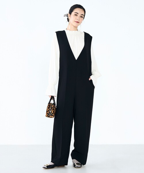 NOLLEY’S（ノーリーズ）の「ウォッシャブルVネックサロペット（つなぎ/オールインワン・レディース・ブラック/グレー・36/38）」の10枚目の写真