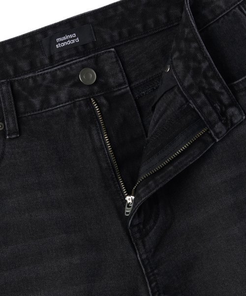 MUSINSA STANDARD WOMAN（ムシンサスタンダードウーマン）の「ウィメンズレギュラーフィットデニムパンツ[ウォッシュドブラック]（デニムパンツ・レディース・その他・28/29/30/24/25/26/27）」の4枚目の写真