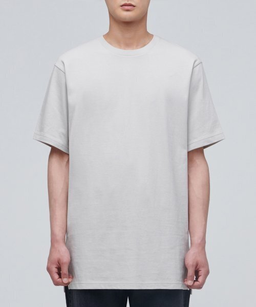 MUSINSA STANDARD（ムシンサスタンダード）の「レイヤードクルーネックTシャツ_ロング丈 [マッシュルーム]（Tシャツ/カットソー・メンズ・その他・SMALL/MEDIUM/X-SMALL）」の2枚目の写真