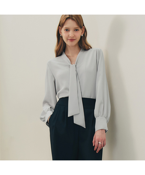 ZEROSTREET（ゼロストリート）の「[10カラー] タイブラウス（シャツ/ブラウス・レディース・パープル/Beige/イエロー/グレー系/PINK/ブラウン/ブラック/アイボリー/ネイビー/ブルー/ラベンダー/ライトイエロー・MEDIUM/SMALL）」の3枚目の写真