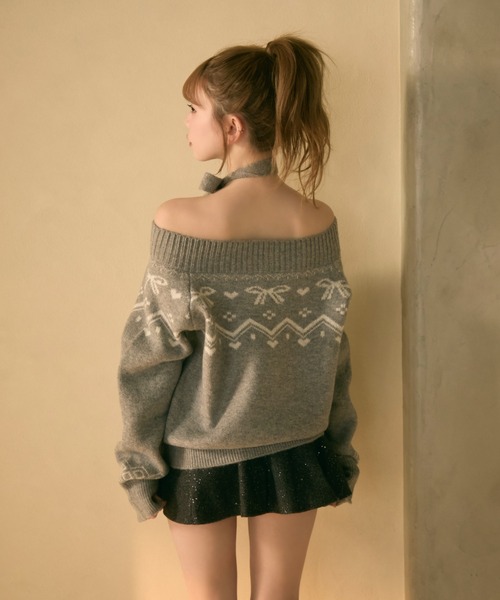 TITTY&CO.（ティティーアンドコー）の「ノルディック柄リボン付きオフショルダーニット（ニット/セーター・レディース・ピンク/グレー/ホワイト×ブルー/ブルー/ベージュ/ベージュ系その他・FREE）」の7枚目の写真