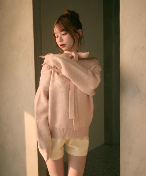 TITTY&CO.（ティティーアンドコー）の「ノルディック柄リボン付きオフショルダーニット（ニット/セーター・レディース・ピンク/グレー/ホワイト×ブルー/ブルー/ベージュ/ベージュ系その他・FREE）」の19枚目の写真