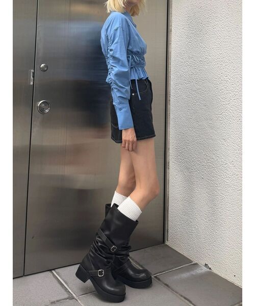 EMODA（エモダ）の「サイドリボンストリングシャツ（シャツ/ブラウス・レディース・ブルー/グレー/ホワイト・FREE）」の21枚目の写真