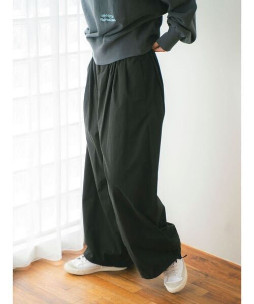 Ungrid（アングリッド）の「バレルレッグタックパンツ（その他パンツ・レディース・ブラック/ベージュ/ピンク・FREE）」の7枚目の写真