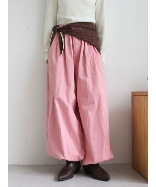 Ungrid（アングリッド）の「バレルレッグタックパンツ（その他パンツ・レディース・ブラック/ベージュ/ピンク・FREE）」の19枚目の写真