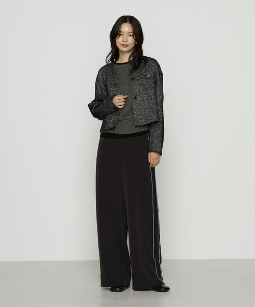 COMME CA（コムサ）の「ツイード柄リバージャージー ノーカラージャケット（ノーカラージャケット・レディース・ブラック/ブラウン・9号）」の7枚目の写真