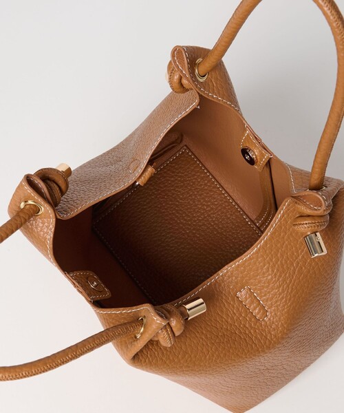 EMMEL REFINES(エメルリファインズ)の「<EMMEL REFINES>EM チューブハンドル ソフト 2WAY バッグ(トートバッグ・レディース・シルバー/ブラック/ブラウン/イエロー・FREE)」の11枚目の写真