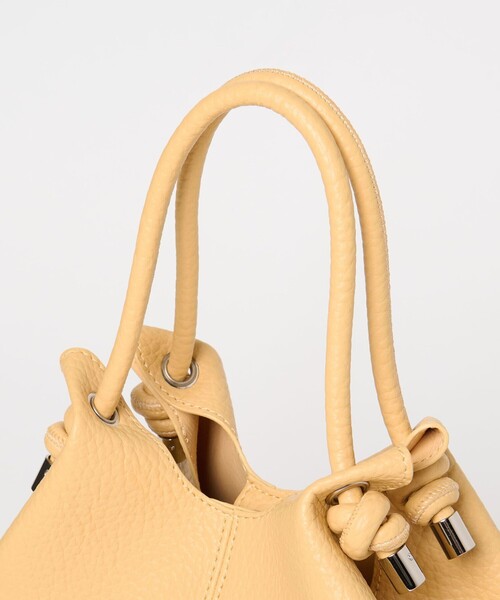 EMMEL REFINES（エメルリファインズ）の「＜EMMEL REFINES＞EM チューブハンドル ソフト 2WAY バッグ（トートバッグ・レディース・シルバー/ブラック/ブラウン/イエロー・FREE）」の7枚目の写真