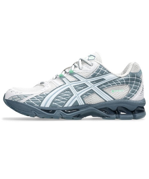 ASICS(アシックス)の「ASICS GEL-NIMBUS 10.1 GTX(アシックス ゲルニンバス 10.1 GTX)(スニーカー・メンズ・ホワイト系/ブラック系・25.5cm/26cm/26.5cm/27cm/27.5cm/28cm/29cm/28.5cm/23cm/23.5cm/24cm/25cm)」の3枚目の写真