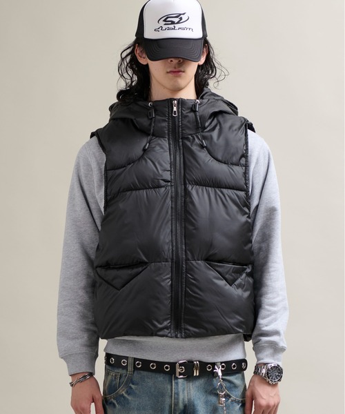 CALIFORNIA OUTFITTERS(カリフォルニア アウトフィッターズ)の「11C15 ドロストフード 中綿ベスト(ダウンベスト・メンズ・アイボリー/ブラック/グレー・FREE)」の2枚目の写真
