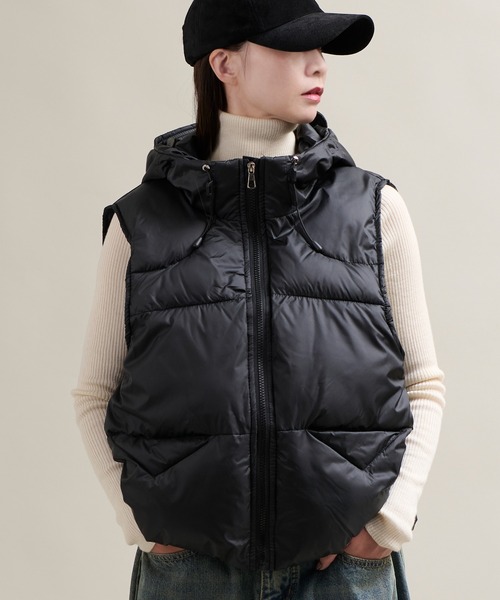 CALIFORNIA OUTFITTERS(カリフォルニア アウトフィッターズ)の「11C15 ドロストフード 中綿ベスト(ダウンベスト・メンズ・アイボリー/ブラック/グレー・FREE)」の9枚目の写真