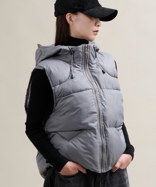 CALIFORNIA OUTFITTERS(カリフォルニア アウトフィッターズ)の「11C15 ドロストフード 中綿ベスト(ダウンベスト・メンズ・アイボリー/ブラック/グレー・FREE)」の15枚目の写真