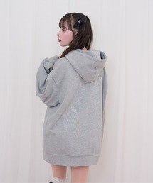 Honey Cinnamon（ハニーシナモン）の「うさ耳シャギージップパーカー