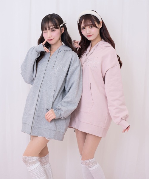 Honey Cinnamon（ハニーシナモン）の「羽ビジュージップパーカー（パーカー・レディース・グレー/ピンク・FREE）」の3枚目の写真