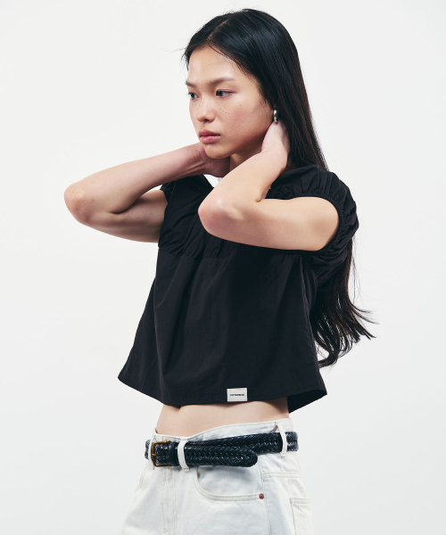 CITYBREEZE(シティブリーズ)の「キャップスリーブシャーリングブラウストップ_BLACK(シャツ/ブラウス・レディース・ブラック・FREE)」の3枚目の写真