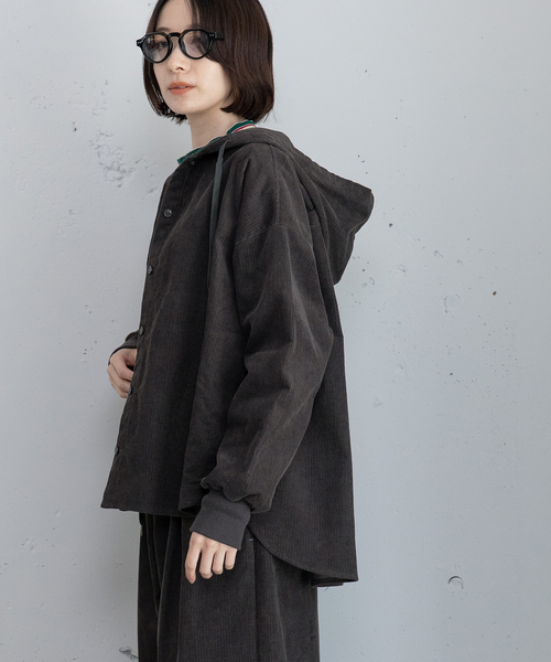 POU DOU DOU(プードゥドゥ)の「コーデュロイフーディシャツジャケット(その他アウター・レディース・キナリ/ダークグレー・M)」の13枚目の写真