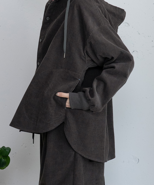 POU DOU DOU(プードゥドゥ)の「コーデュロイフーディシャツジャケット(その他アウター・レディース・キナリ/ダークグレー・M)」の22枚目の写真