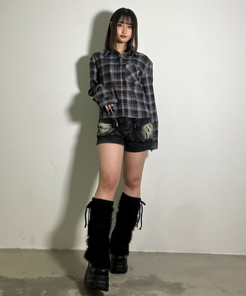 .KOM(ドットコム)の「A'GEM/9 × .kom 『.KOM/ドットケーオーエム』チェッククロップドロングスリーブシャツ(シャツ/ブラウス・レディース・ブルー/ブラック・FREE)」の13枚目の写真