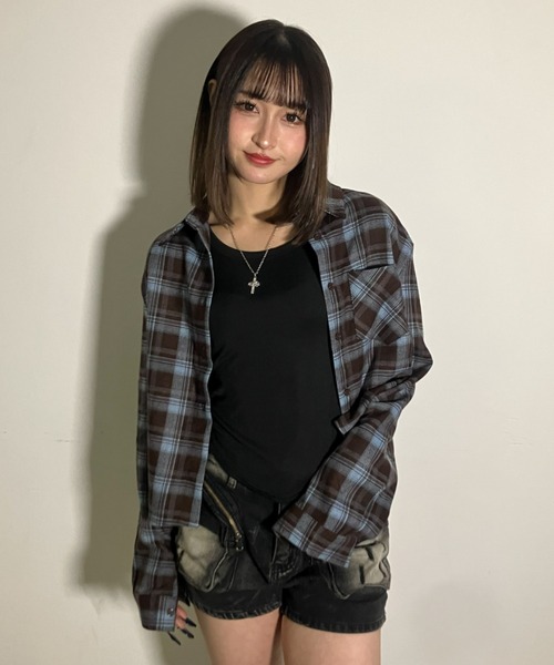 .KOM(ドットコム)の「A'GEM/9 × .kom 『.KOM/ドットケーオーエム』チェッククロップドロングスリーブシャツ(シャツ/ブラウス・レディース・ブルー/ブラック・FREE)」の7枚目の写真