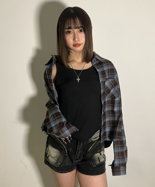 .KOM(ドットコム)の「A'GEM/9 × .kom 『.KOM/ドットケーオーエム』チェッククロップドロングスリーブシャツ(シャツ/ブラウス・レディース・ブルー/ブラック・FREE)」の8枚目の写真