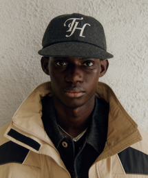 TRAFFIC HARMONY（トラフィック ハーモニー）の「WOOL BLEND TH APPLIQUE LOGO  DEEP-FIT 6-PANEL CAP_GREY（キャップ）」