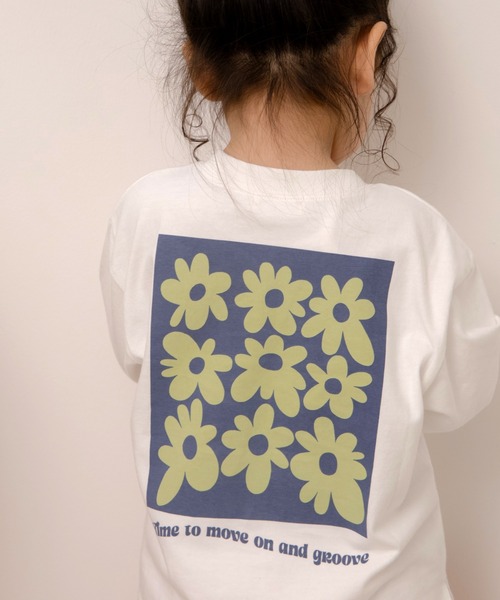 MAKE YOUR DAY(メイクユアデイ)の「レトロフラワープリントファミリー長袖Tシャツ■80~140cm(Tシャツ/カットソー・キッズ・ブラウン/オフホワイト・80/90/100/110/120/130/140)」の1枚目の写真