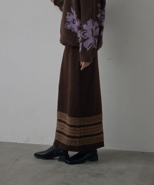 kivi（キヴィ）の「裾ボーダースカート（スカート・レディース・ブラウン/ブラック/チャコールグレー・FREE）」の3枚目の写真