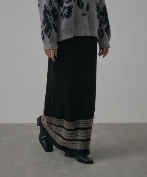 kivi（キヴィ）の「裾ボーダースカート（スカート・レディース・ブラウン/ブラック/チャコールグレー・FREE）」の4枚目の写真