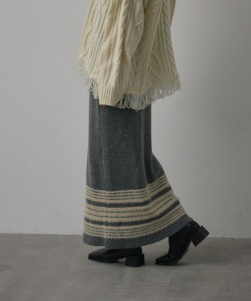 kivi（キヴィ）の「裾ボーダースカート（スカート・レディース・ブラウン/ブラック/チャコールグレー・FREE）」の8枚目の写真