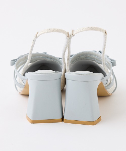 one after another NICE CLAUP(ワンアフターアナザーナイスクラップ)の「リボンミュールサンダル(サンダル・レディース・サックスブルー・L/M/S)」の4枚目の写真