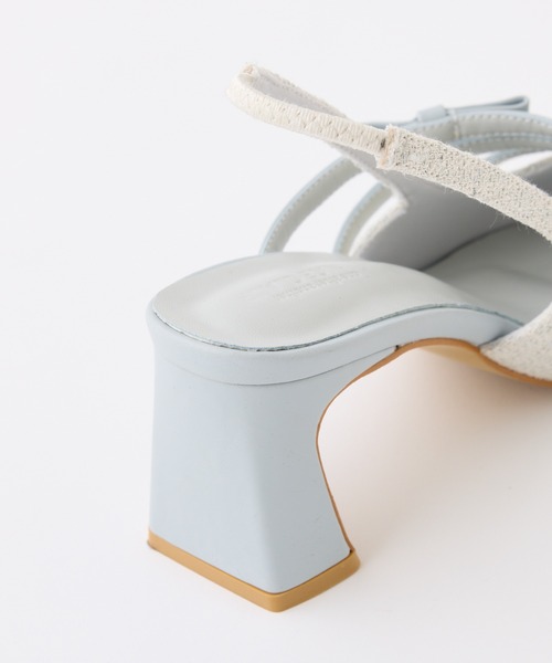 one after another NICE CLAUP(ワンアフターアナザーナイスクラップ)の「リボンミュールサンダル(サンダル・レディース・サックスブルー・L/M/S)」の5枚目の写真