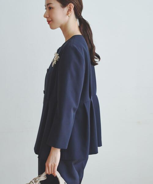 URBAN RESEARCH（アーバンリサーチ）の「ノーカラーペプラムジャケット（ノーカラージャケット・レディース・ネイビー/ブラック・FREE）」の4枚目の写真