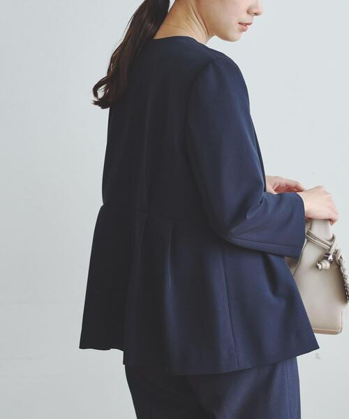 URBAN RESEARCH（アーバンリサーチ）の「ノーカラーペプラムジャケット（ノーカラージャケット・レディース・ネイビー/ブラック・FREE）」の5枚目の写真