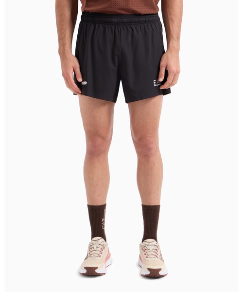 EMPORIO ARMANI EA7(エンポリオアルマーニイーエーセブン)の「<オンライン限定>【エンポリオ アルマーニ EA7】Dynamic Athlete ショートパンツ VENTUS7テクニカルファブリック(その他パンツ・メンズ・ブラック・XX-LARGE)」の2枚目の写真