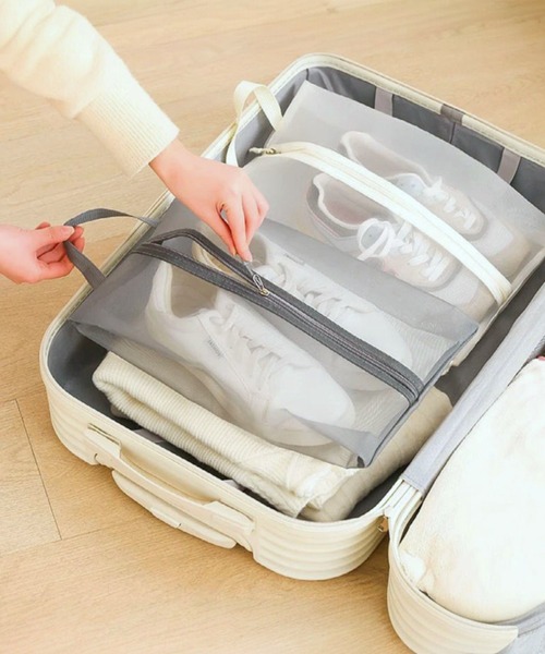 COMON＋（コモンプラス）の「通気性抜群 軽量メッシュ ゴルフシューズバッグ（ゴルフグッズ・メンズ・ホワイト/グレー/ブラック・FREE）」の9枚目の写真