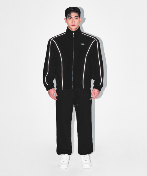 BORN TO WIN（ボーントゥウィン）の「CHROME B JOGGER PANTS [BLACK]（スウェットパンツ・メンズ・その他・2/1）」の3枚目の写真