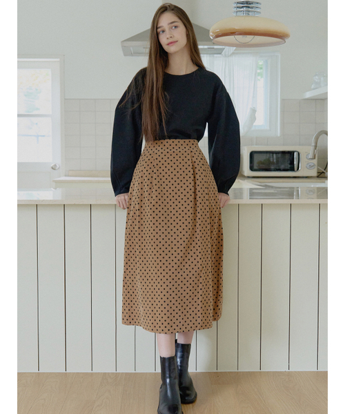 AVANT-G(アバン)の「Dot Corduroy Long Skirt - CAMEL(スカート・レディース・その他・FREE)」の2枚目の写真