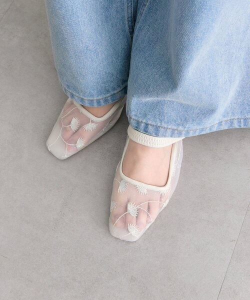 mystic（ミスティック）の「フラワーチュールミュール（その他シューズ・レディース・ホワイト/ブラック・36/37/38）」の3枚目の写真