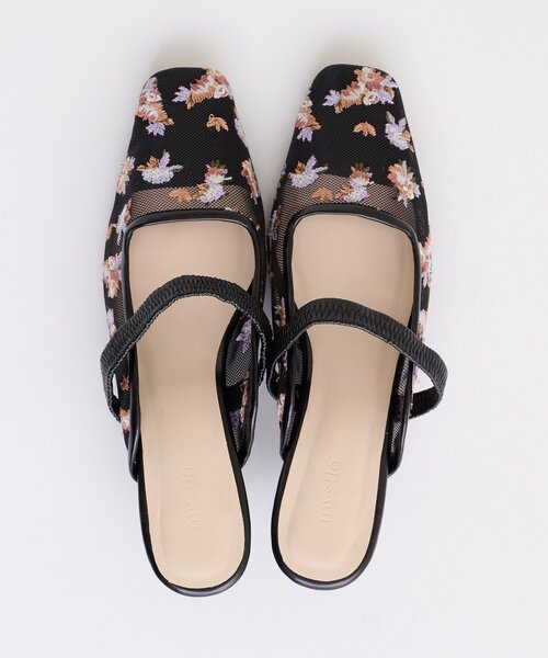 mystic（ミスティック）の「フラワーチュールミュール（その他シューズ・レディース・ホワイト/ブラック・36/37/38）」の14枚目の写真